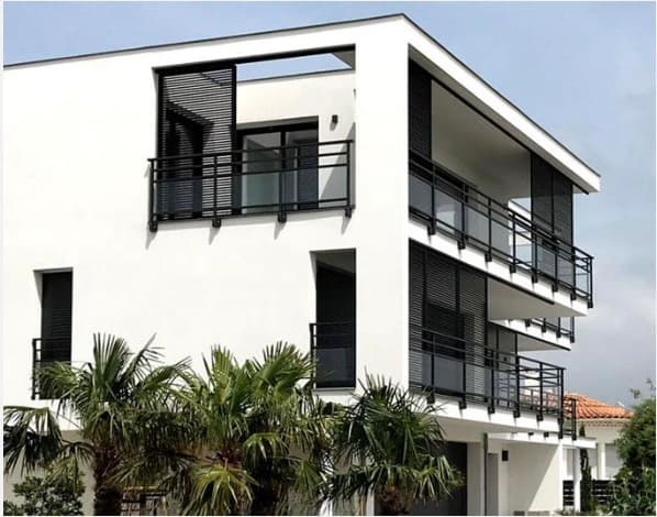 <h1>GARDE-CORPS KOSTUM TELA</h1>
